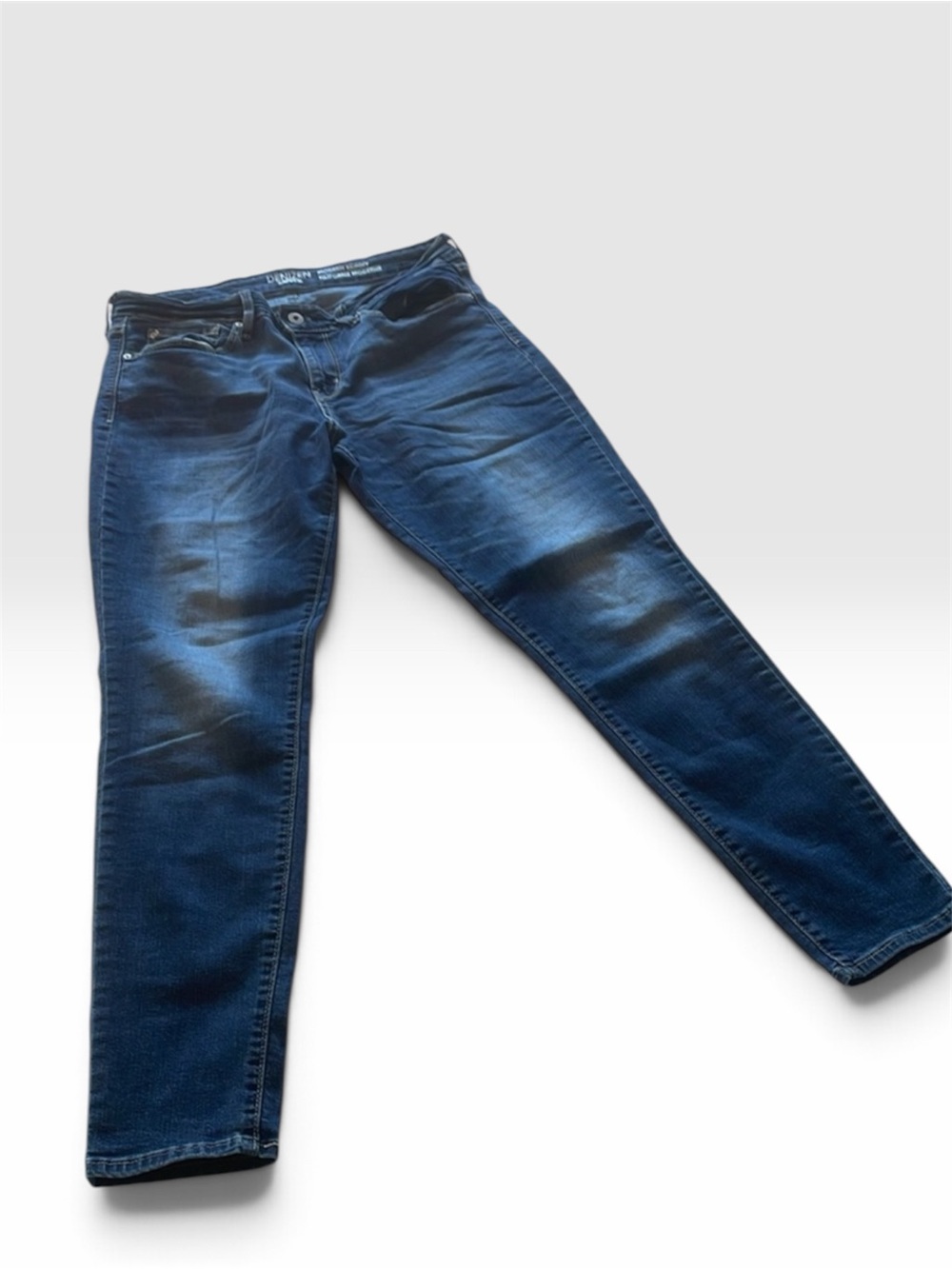 Denizen from Levi's Modern Skinny stretch mid-rise denim jeans, women's size 10